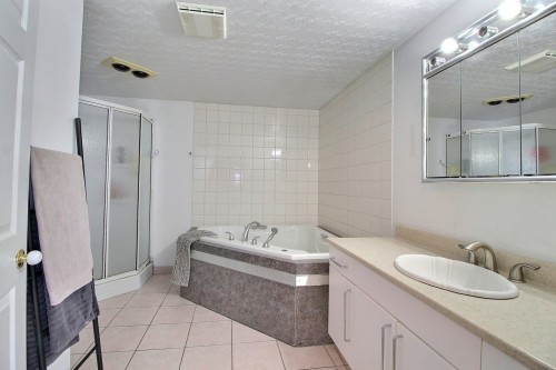 Salle de bains - 471 11E Avenue, Barraute, QC - Indoor Photo Showing Bathroom