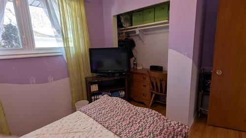 111 Laval Dr, Winnipeg, MB 