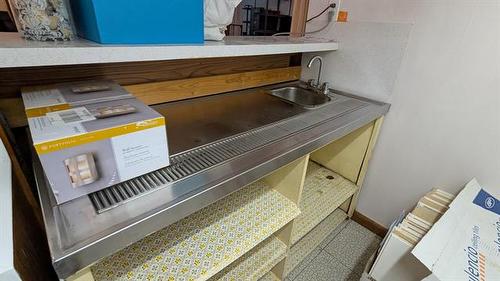 111 Laval Dr, Winnipeg, MB 