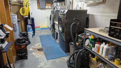 111 Laval Dr, Winnipeg, MB 