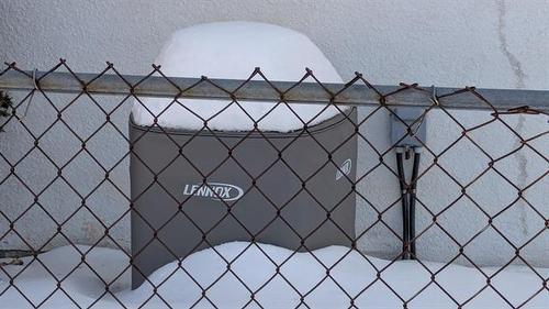 111 Laval Dr, Winnipeg, MB 