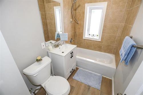 119 Perth Ave, Winnipeg, MB 