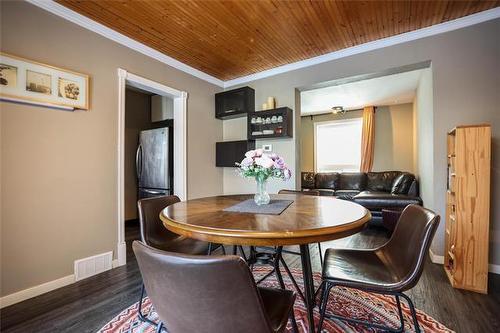 619 Rathgar Ave, Winnipeg, MB 