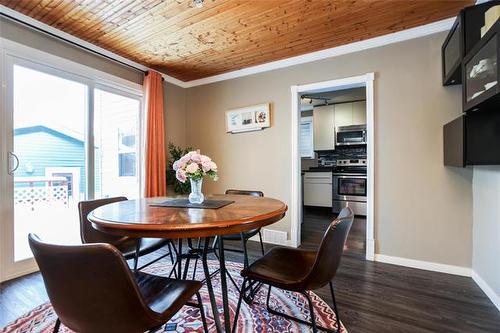 619 Rathgar Ave, Winnipeg, MB 