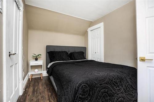 619 Rathgar Ave, Winnipeg, MB 