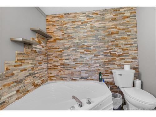 8 Maple Ridge Lane, Riverview, NB 