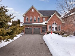 473A Oakwood Drive  Pickering, ON L1W 2M8