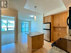 802 - 120 HOMEWOOD AVENUE  Toronto, ON M4Y 2J3