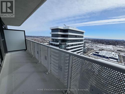 4711 - 8 Interchange Way, Vaughan, ON - Outdoor With View With Exterior