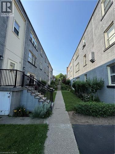 1755 KING Street Unit# 11  Hamilton, ON L8K 1V6