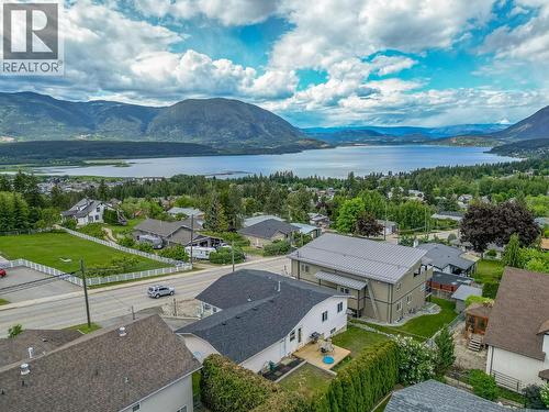 430 20 Street SE  Salmon Arm, BC V1E 1J4