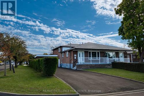 3692 Crabtree Crescent, Mississauga, ON - Outdoor With Deck Patio Veranda