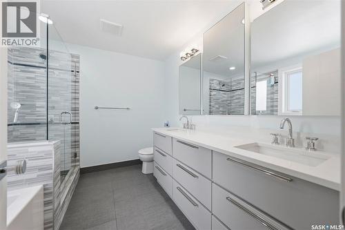 370 Atton Crescent, Saskatoon, SK - Indoor Photo Showing Bathroom