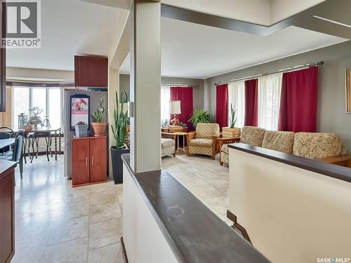 415 6Th Avenue Se, Swift Current, SK - Indoor