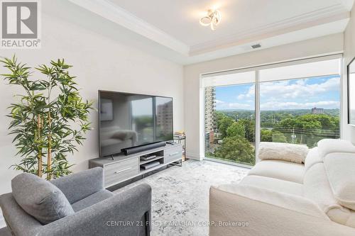 809 - 505 Talbot Street, London East (East F), ON - Indoor Photo Showing Living Room