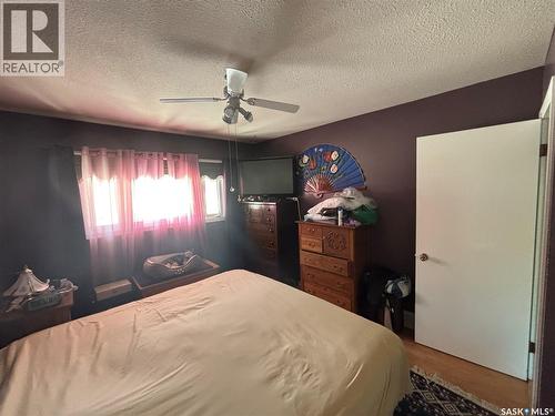 299 9Th Avenue, Broadview, SK - Indoor Photo Showing Bedroom