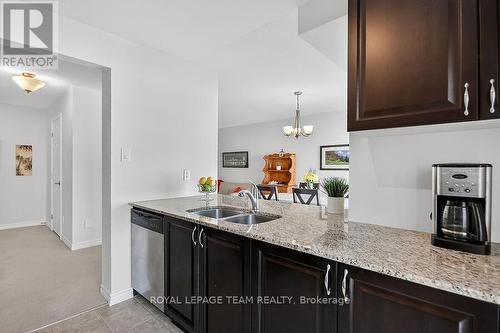 126 Grenadine Street, Ottawa, ON - Indoor Photo Showing Kitchen With Double Sink