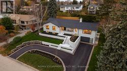 841 DANFORTH PLACE  Burlington, ON L7T 1S1