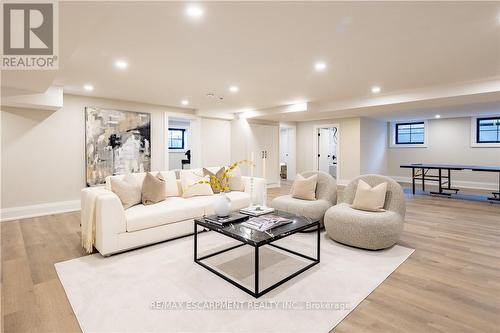 841 Danforth Place, Burlington, ON - Indoor