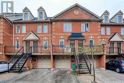 13 - 3895 DOUG LEAVENS BOULEVARD  Mississauga, ON L5N 7G1