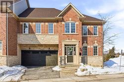 34 - 300 RAVINEVIEW WAY  Oakville, ON L6H 7J1
