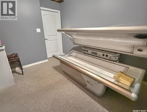 615 Hodgson Drive, Swift Current, SK - Indoor Photo Showing Laundry Room