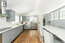 26 HOSTEIN DRIVE  Hamilton, ON L9G 2S5