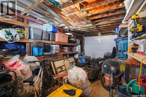 2337 William Avenue, Saskatoon, SK - Indoor Photo Showing Garage