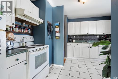 2337 William Avenue, Saskatoon, SK - Indoor Photo Showing Kitchen