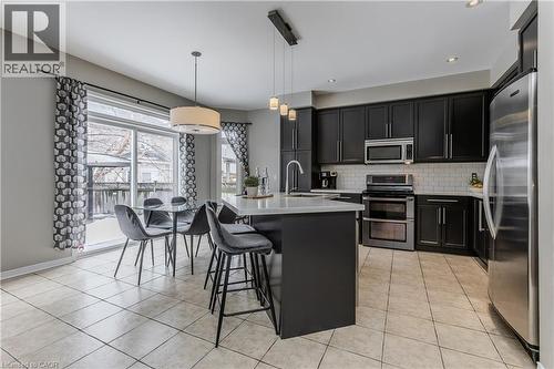 2170 Jardine Crescent, Burlington, ON - Indoor Photo Showing Kitchen With Stainless Steel Kitchen With Upgraded Kitchen