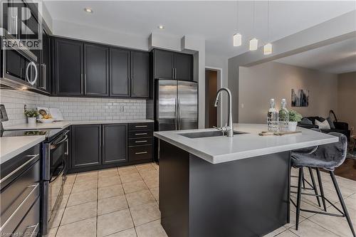 2170 Jardine Crescent, Burlington, ON - Indoor Photo Showing Kitchen With Stainless Steel Kitchen With Upgraded Kitchen