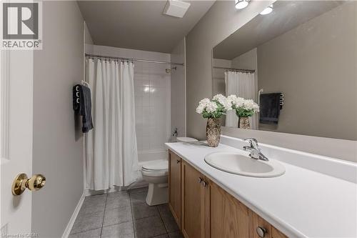 2170 Jardine Crescent, Burlington, ON - Indoor Photo Showing Bathroom