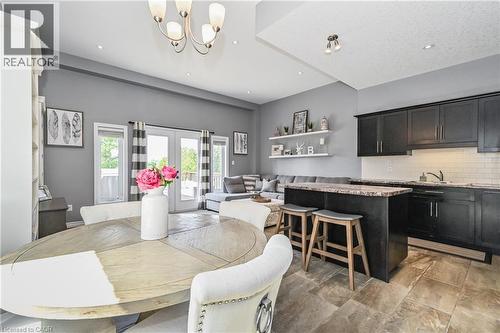 557 Landgren Court Unit# A, Kitchener, ON - Indoor