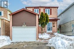 1570 CUTHBERT AVENUE  Mississauga, ON L5M 3R2