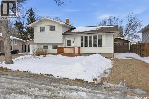 42 Aitken Crescent, Regina, SK - Outdoor