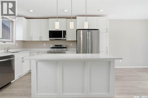 42 Aitken Crescent, Regina, SK - Indoor Photo Showing Kitchen With Stainless Steel Kitchen With Upgraded Kitchen