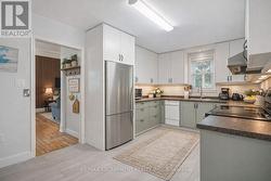 KITCHEN - 