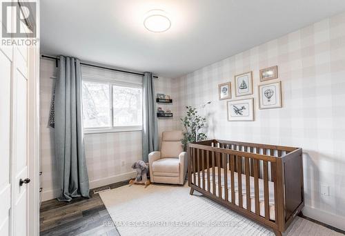 55 Juanita Drive, Hamilton, ON - Indoor Photo Showing Bedroom
