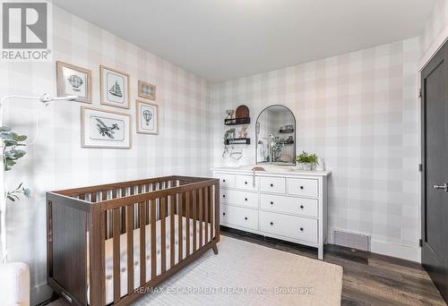 55 Juanita Drive, Hamilton, ON - Indoor Photo Showing Bedroom