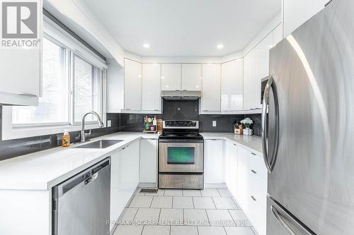 55 Juanita Drive, Hamilton, ON - Indoor Photo Showing Kitchen