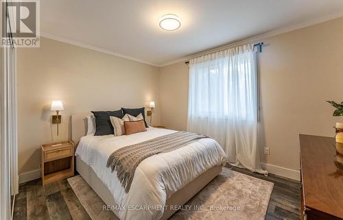55 Juanita Drive, Hamilton, ON - Indoor Photo Showing Bedroom