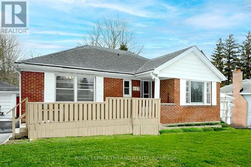 457 BOLER ROAD  London South (South K), ON N6K 2K8