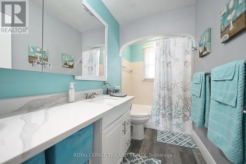 457 Boler Road, London South (South K), ON - Indoor Photo Showing Bathroom