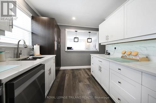 457 Boler Road, London South (South K), ON - Indoor Photo Showing Kitchen