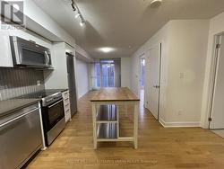 519 - 295 ADELAIDE STREET W  Toronto, ON M5V 0L4