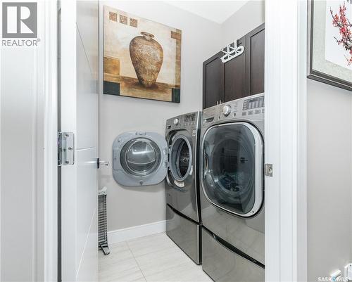 670 Atton Crescent, Saskatoon, SK - Indoor Photo Showing Laundry Room
