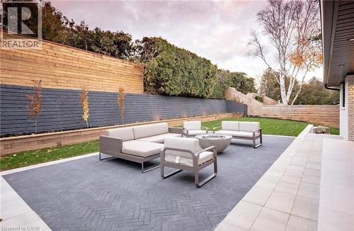 841 Danforth Place, Burlington, ON - Outdoor