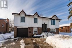 32 LANKIN BOULEVARD  Orillia, ON L3V 6T2