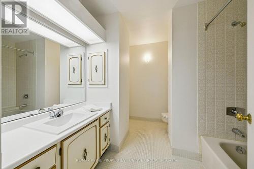 1801 - 1300 Bloor Street, Mississauga, ON - Indoor Photo Showing Bathroom
