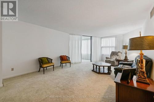 1801 - 1300 Bloor Street, Mississauga, ON - Indoor